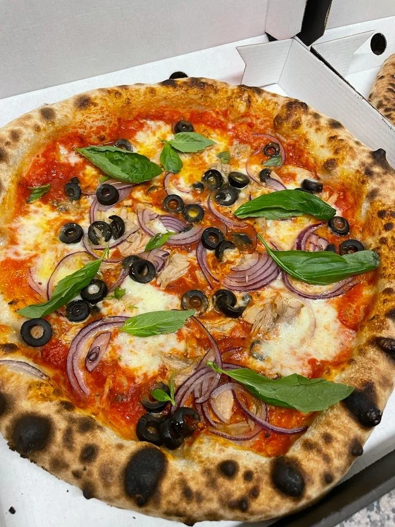 Pizza Rossa